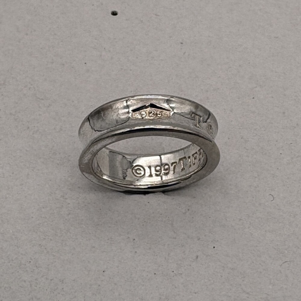 Tiffany & Co. 1837 Medium Concave Band Ring Sterling Silver - Size 7, Gift Set - Picture 12 of 15